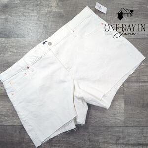 Gap 5" Denim Shorts Size 20